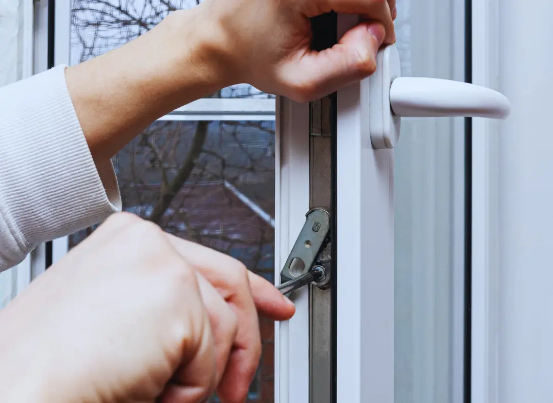 Réparation serrure de fenêtre Rives de l'Yon